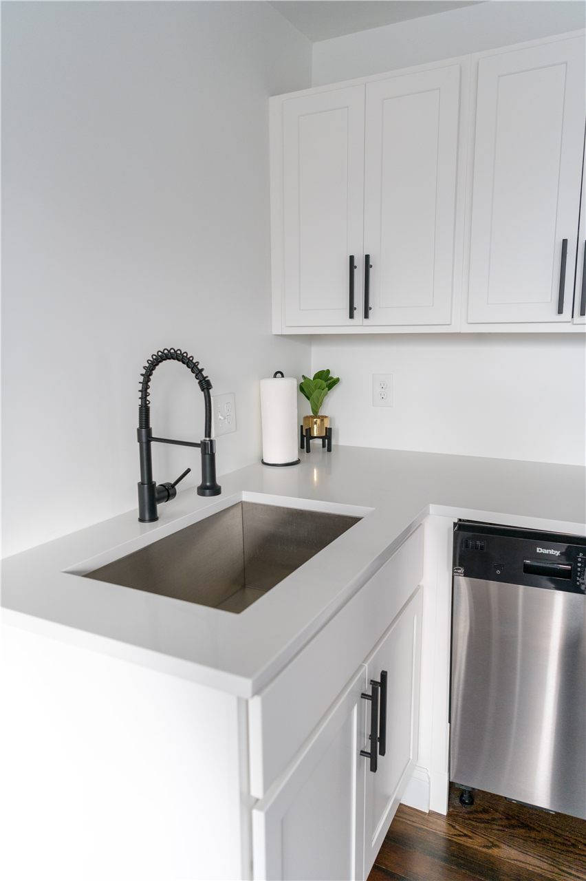 Cocina con campana extractora — E-Renova